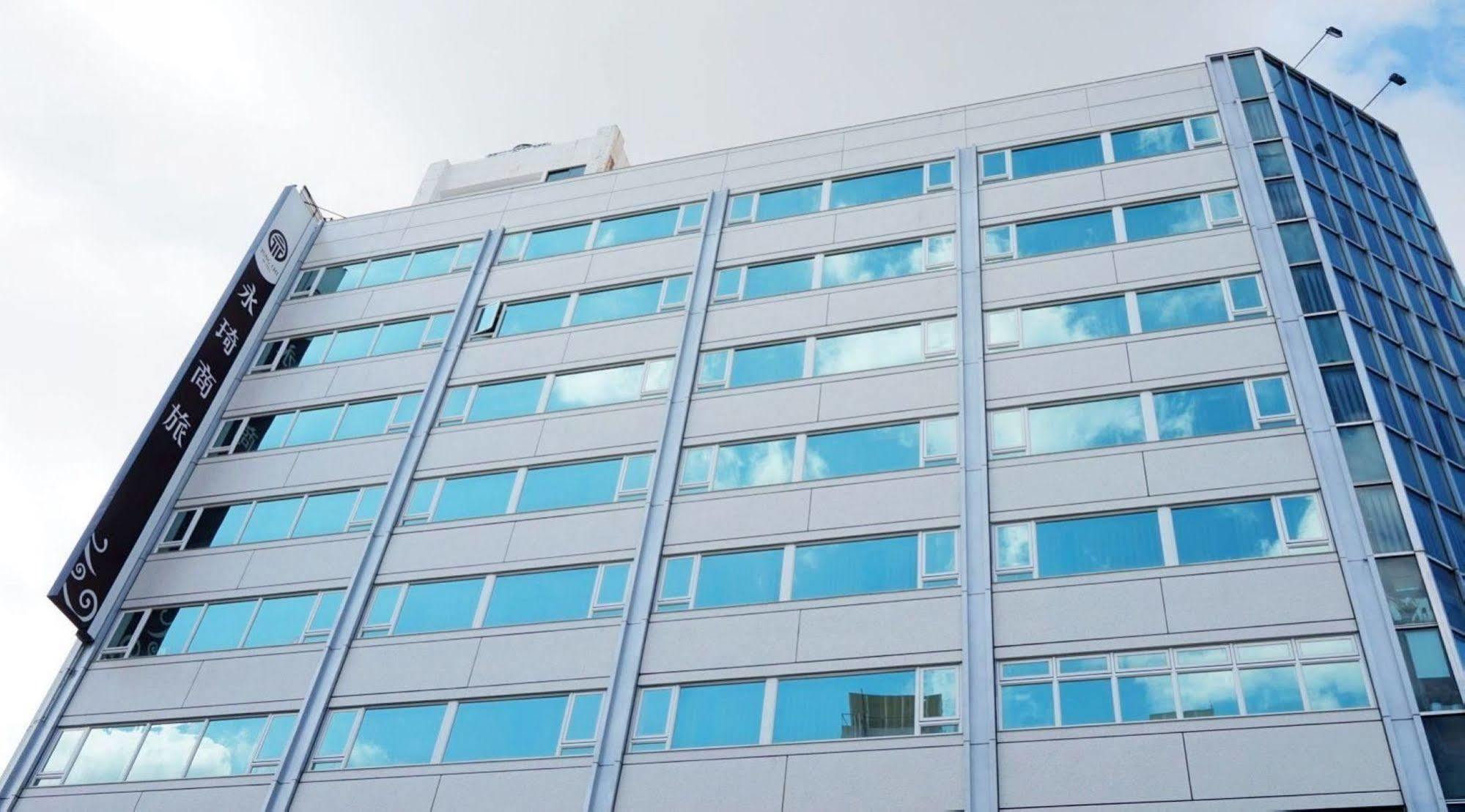 De Reve Express Hotel Chiayi Exterior foto